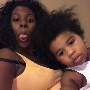 Meet your Posher, Clelie